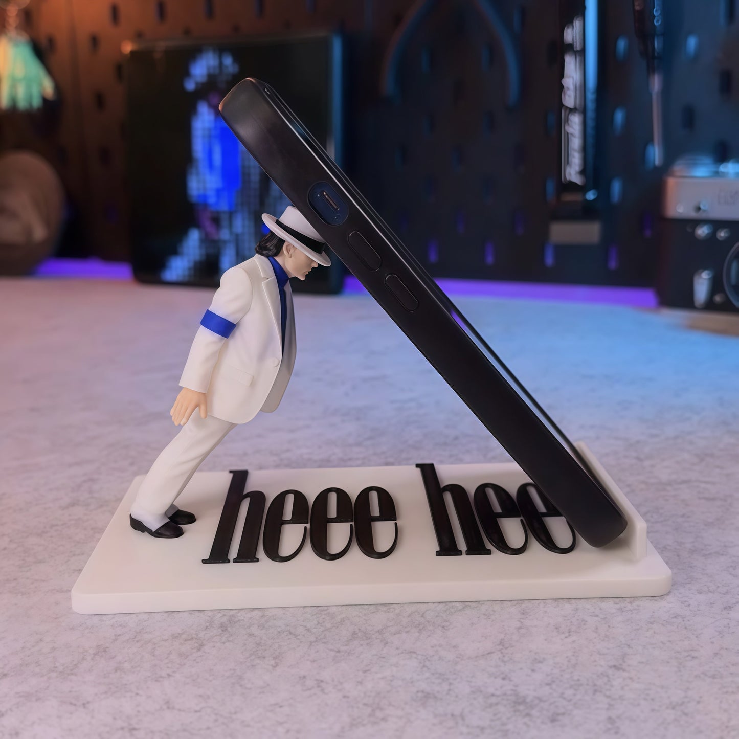Iconic Dance Pose Phone Stand
