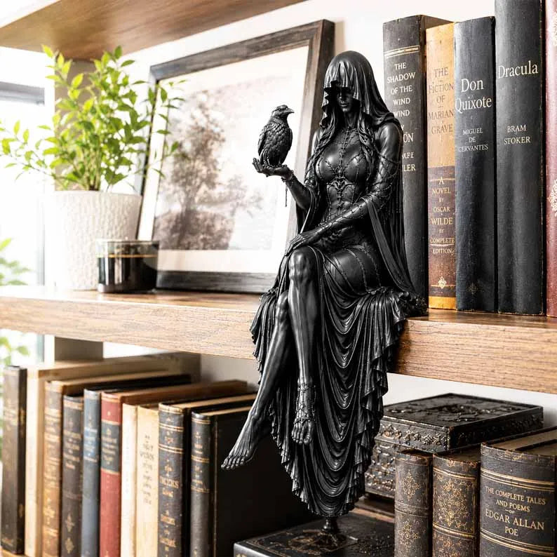 🎁Last Day 60% OFF - Gothic Raven Shelf Sitter Statue
