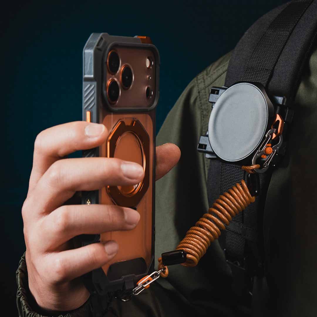 TacticalGeek: Quick-Release Magnetic Phone Mount for Straps