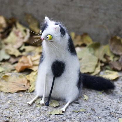 🔥Heißer Sale 49% RABATT🌟🐭👀Handgefertigter, panischer, schräger Kuscheltier-Plüschfreund aus Wollfilz mit großen Augen🧶