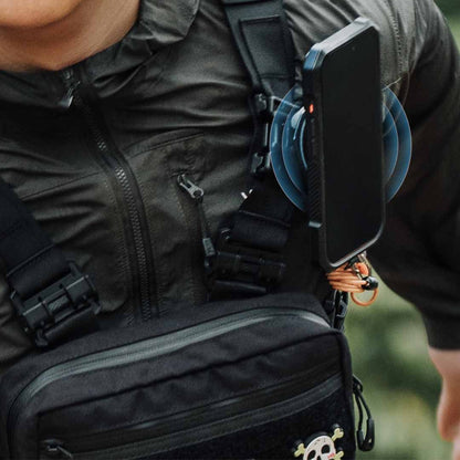 TacticalGeek: Quick-Release Magnetic Phone Mount for Straps