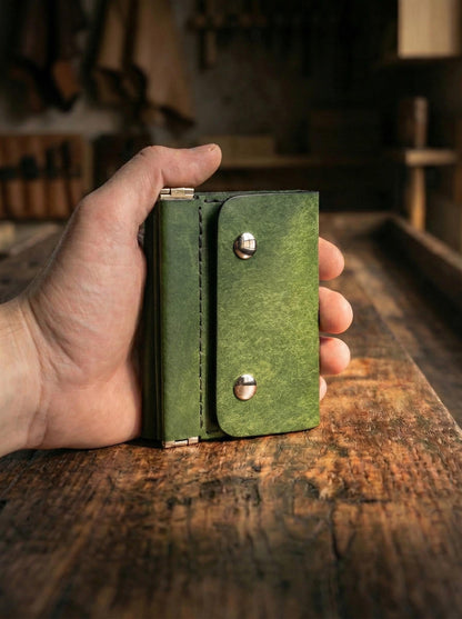 🔥Last Day 49% OFF - Compact Leather Trifold Wallet