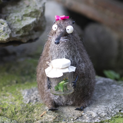 🔥Heißer Sale 49% RABATT🌟🐭👀Handgefertigter, panischer, schräger Kuscheltier-Plüschfreund aus Wollfilz mit großen Augen🧶